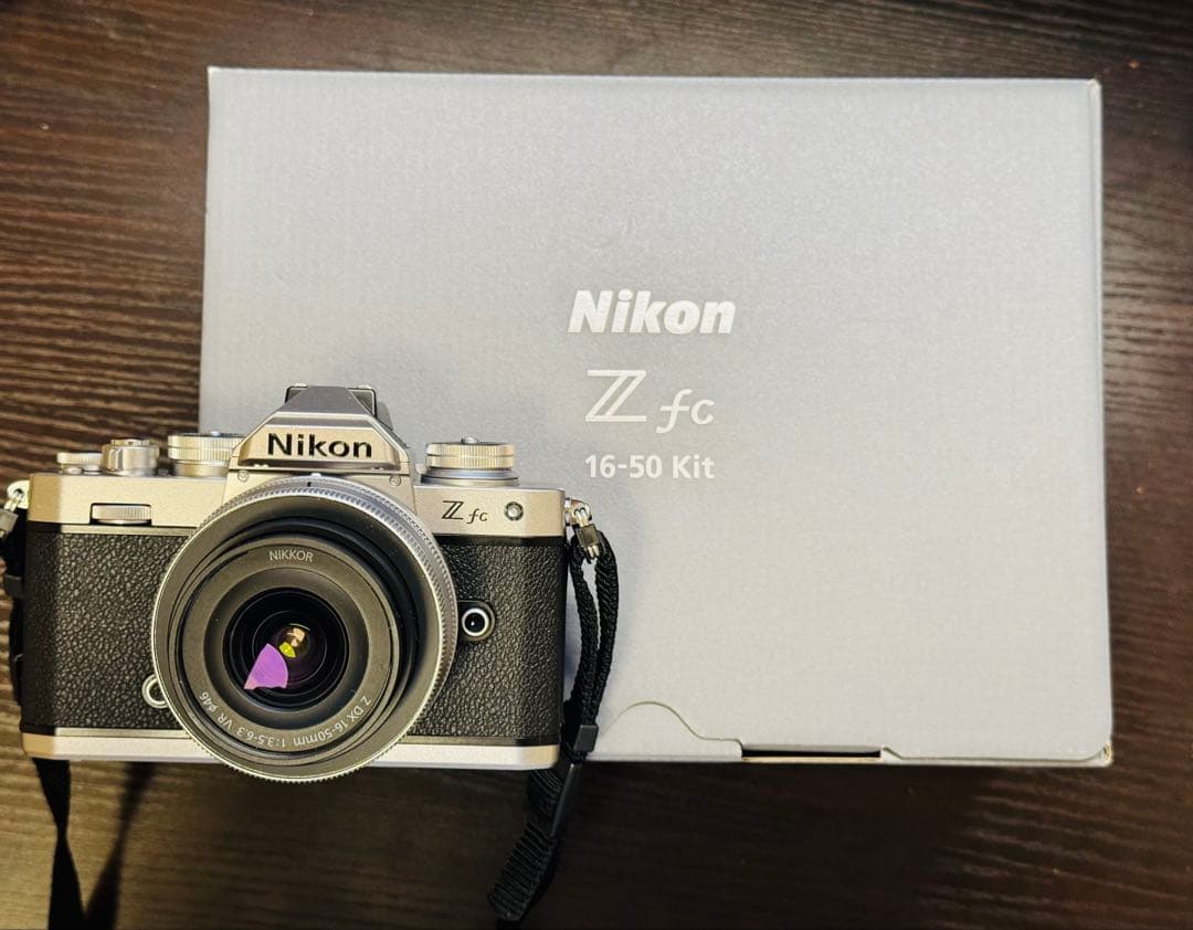 フィルムカメラ Nikon Z fc 16-50 Kit Zfc_SL_crimson_red_ZDX16-50_3.