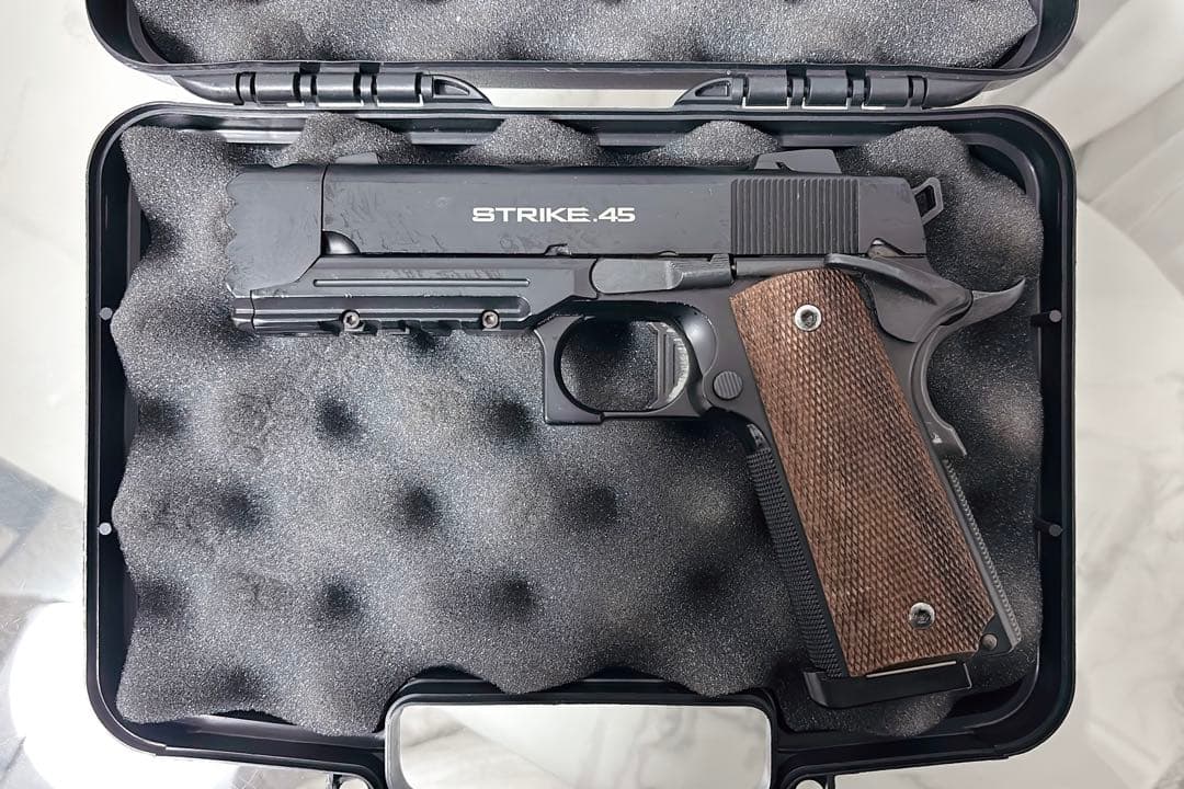 千束の銃風ストライク45 東京マルイ