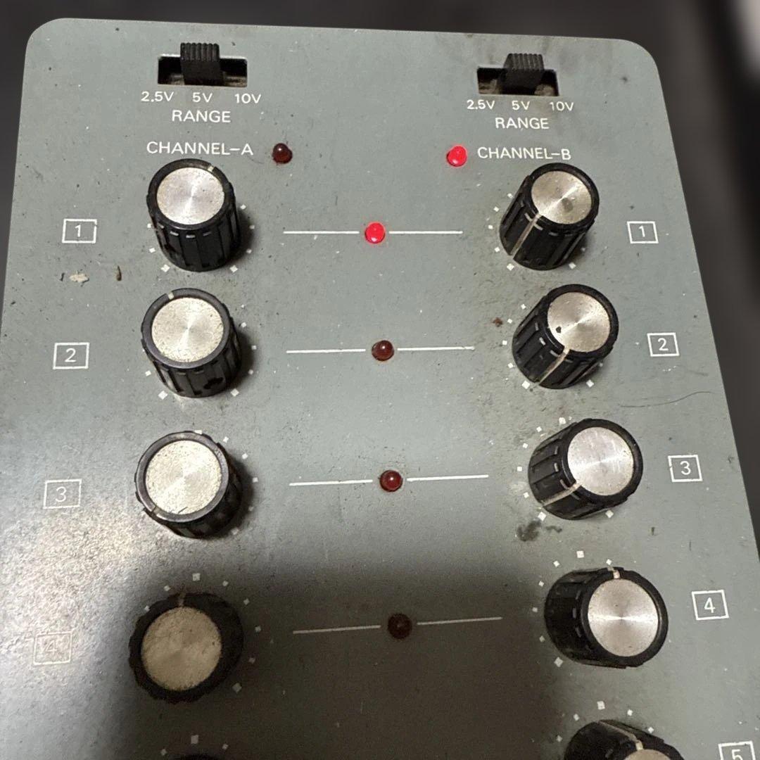 Roland System-100 Model 104 シーケンサー