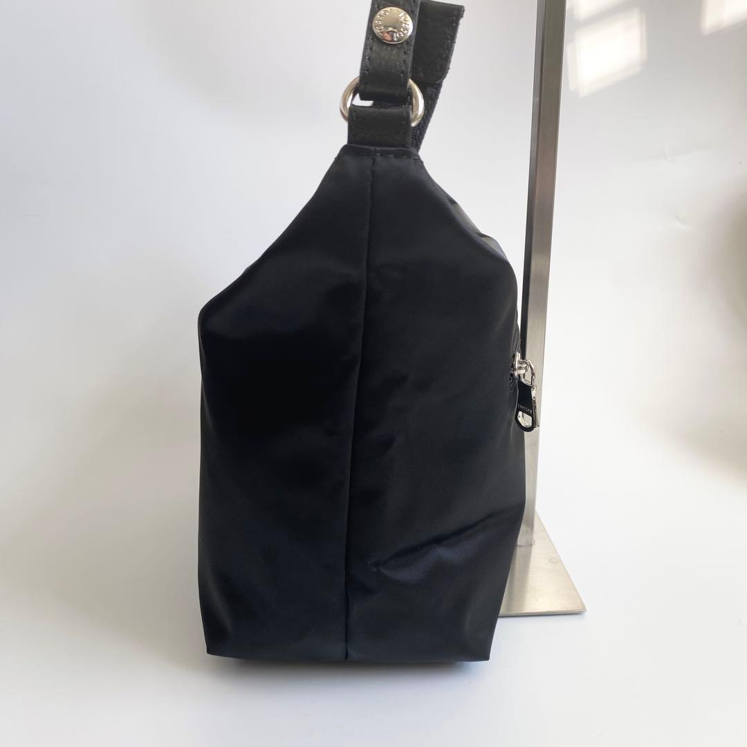 ラシット　軽量/シンプルショルダーバッグ【クラウズナイロン】