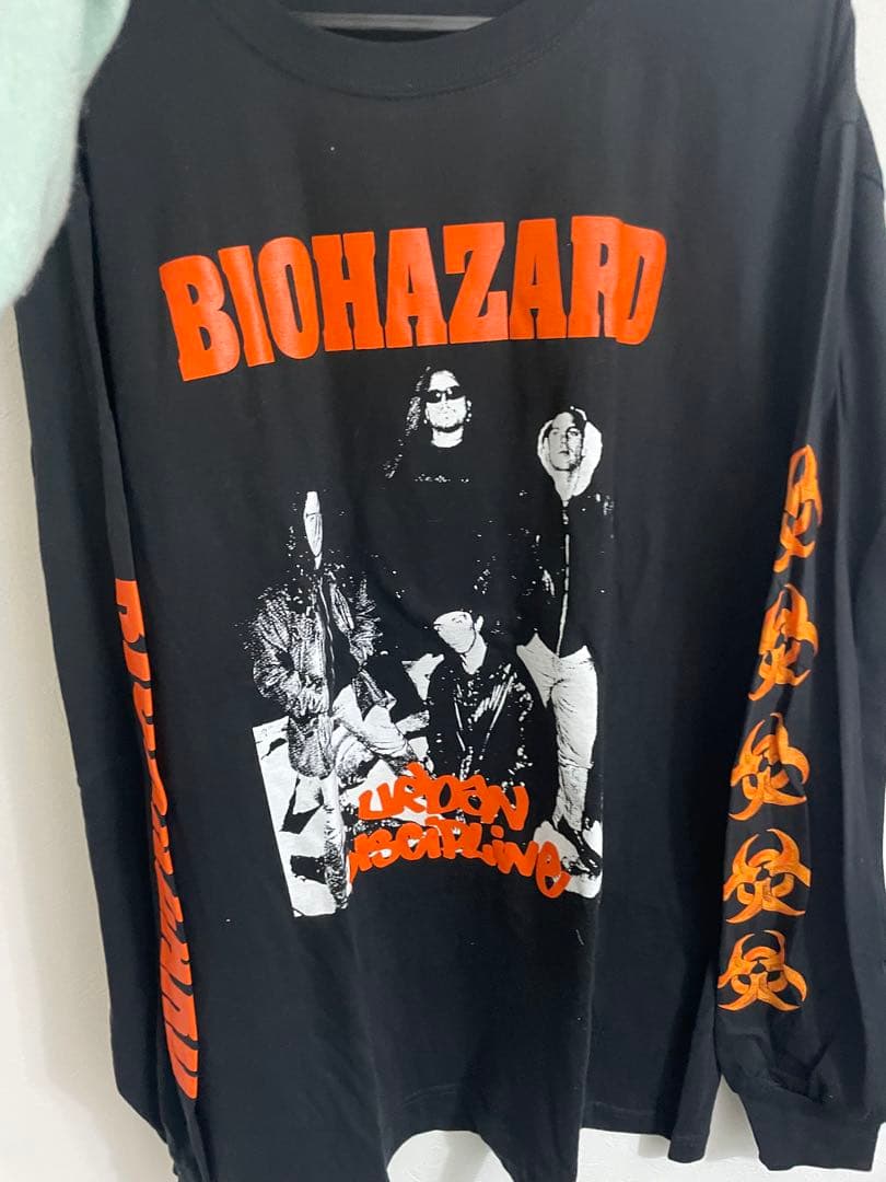 BIOHAZARD 長袖 Tシャツ XXL BIOHAZARD 長袖 Tシャツ XXL Amazon | バイオハザード ヴィレッジ