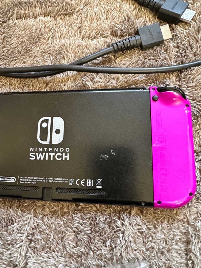 Nintendo Switch 本体 ピンクと黄色のJoy-Con