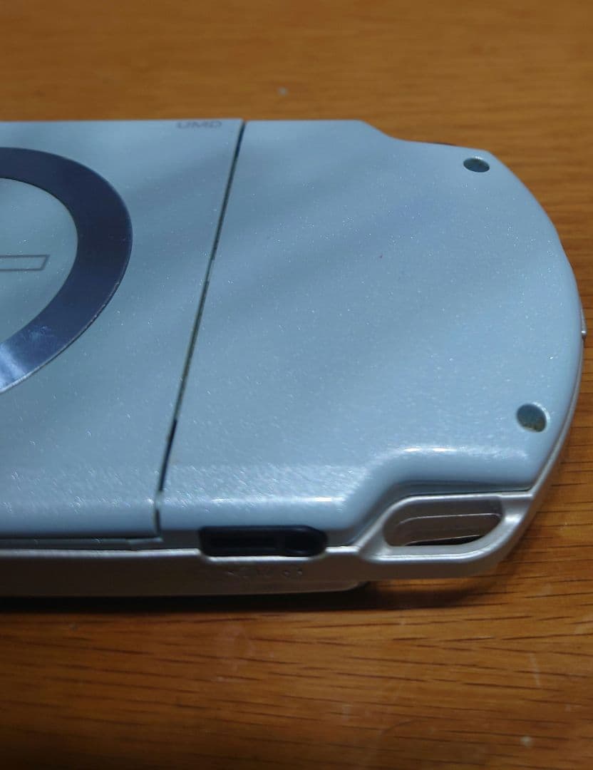 SONY PSP-2000 FB 中古　箱付き