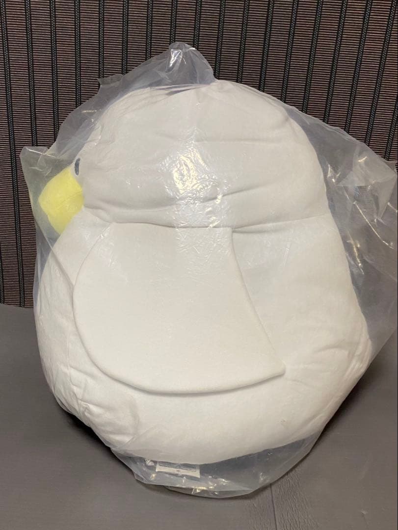 モンスターハンターワールド もちカワクッション フワフワクイナ　ぬいぐるみ