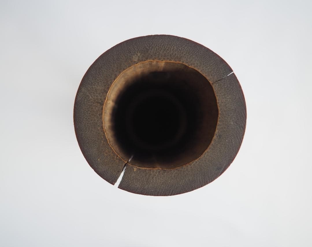 大徳寺435世管長 大綱宗彦自作『竹尺八花入 銘：忍草』