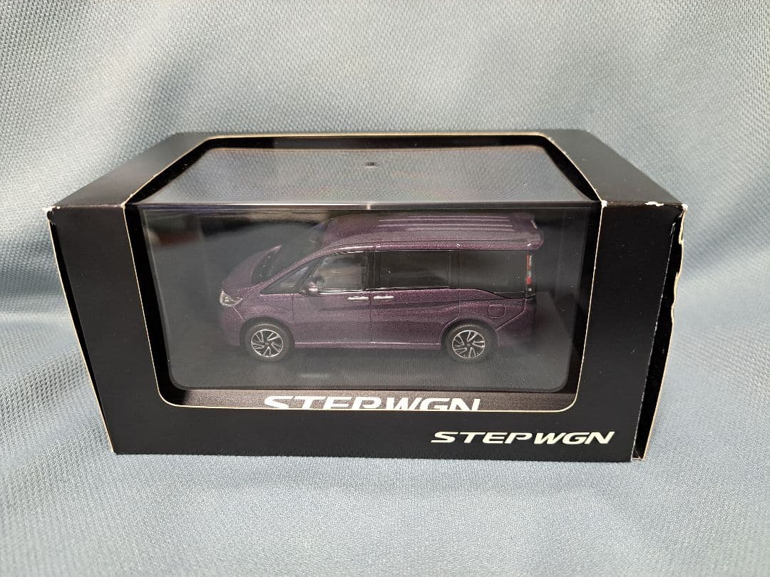 ステップワゴン 1/43 ミニカー