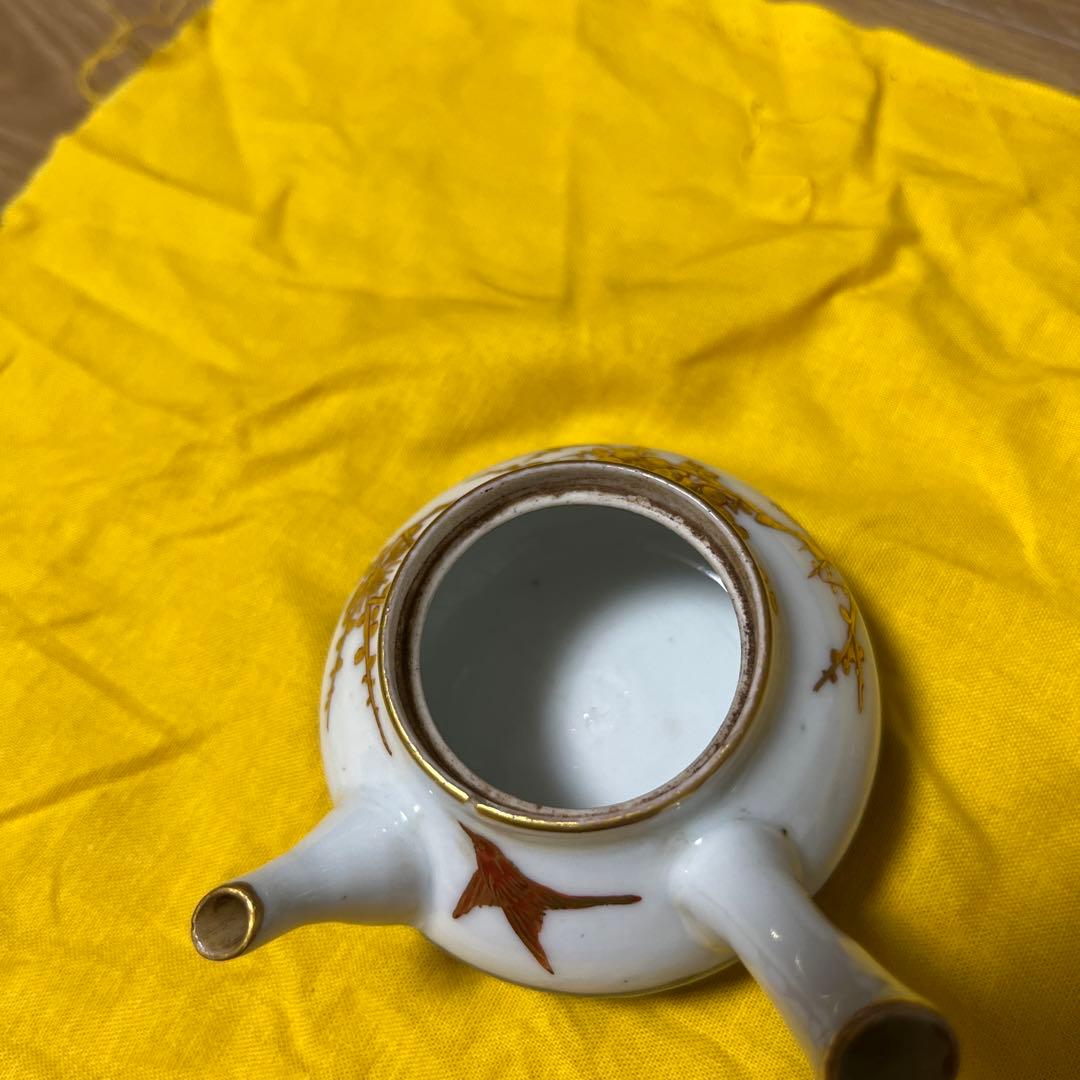 京焼急須　大日本永楽造　金彩梅の図