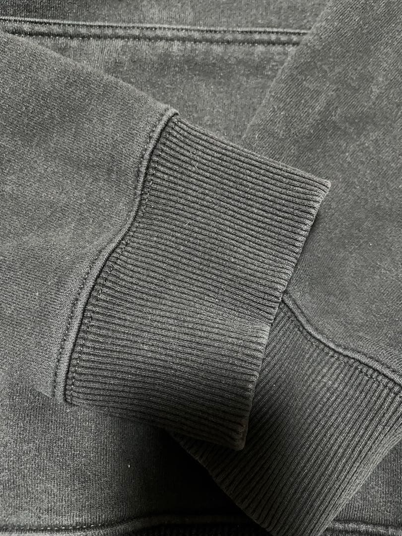 【専用】Stussy 黒 フード付きパーカー 王冠デザイン