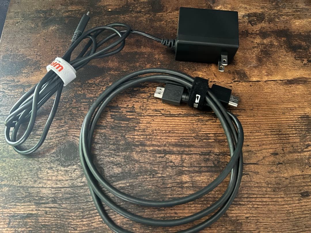 Nintendo Switch 本体 赤/青 ケース付き