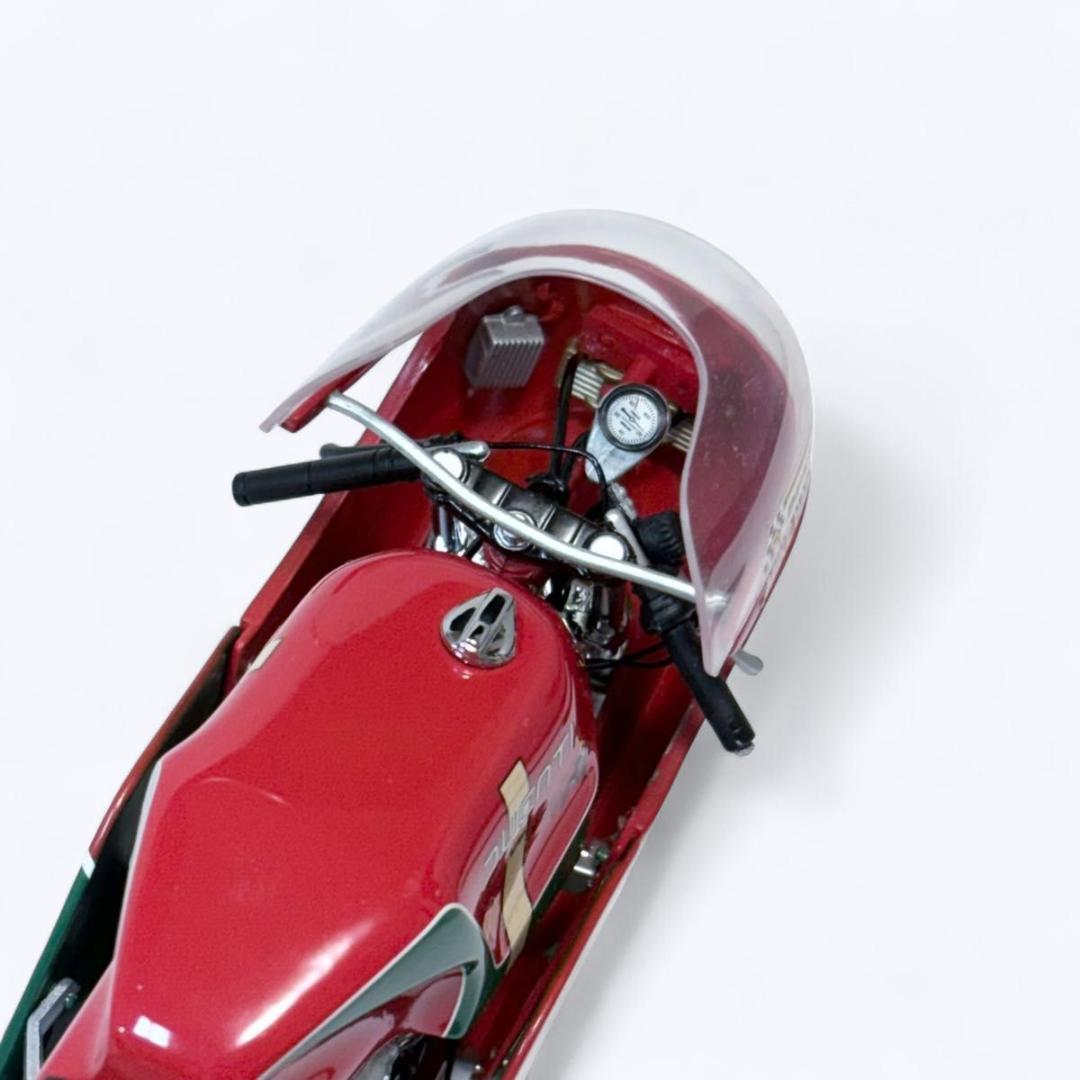 MINICHAMPS 1/12 DUCATI 900 Racer IOM TT