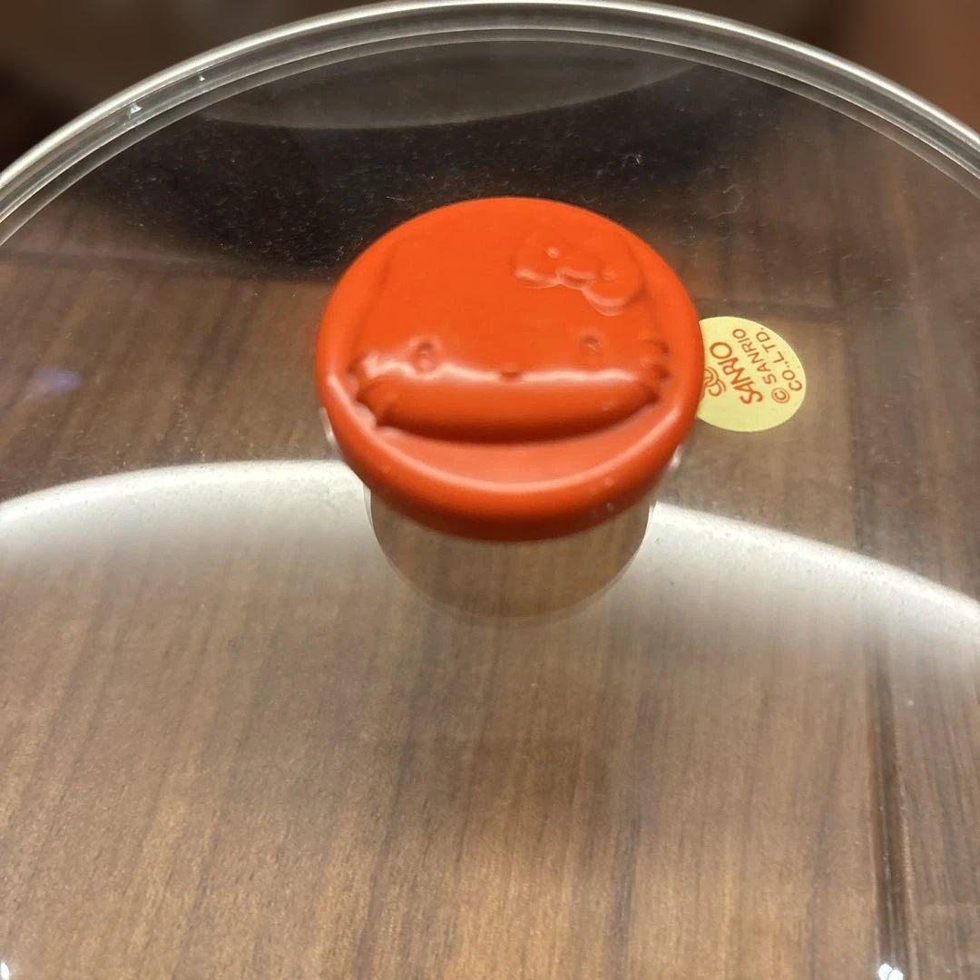 お値下げ！ハローキティ型 蓋付パンケーキフライパンとロングテーブル