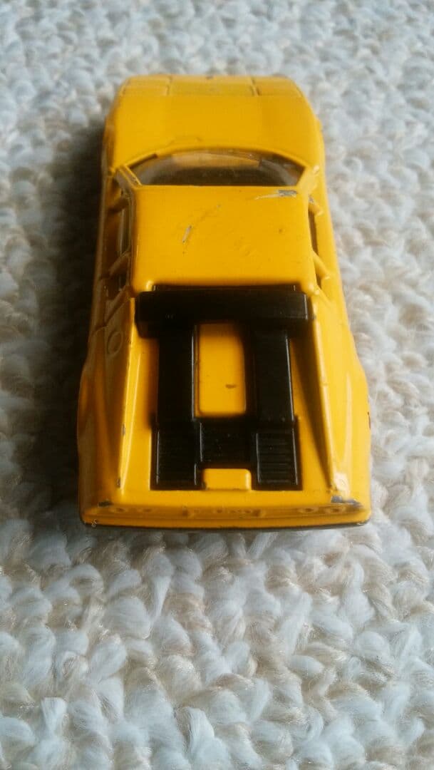 トミカ ミニカー 　フェラーリBB512　イエロー　1979年物