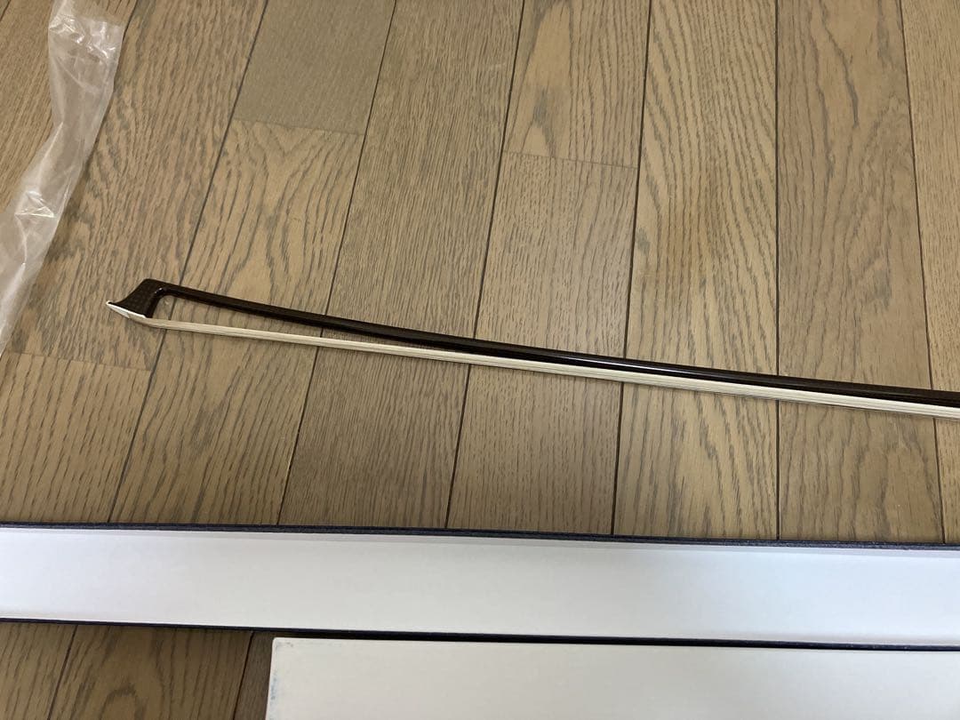 最終値下 新品CodaBow Diamond NX バイオリン4/4 カーボン弓