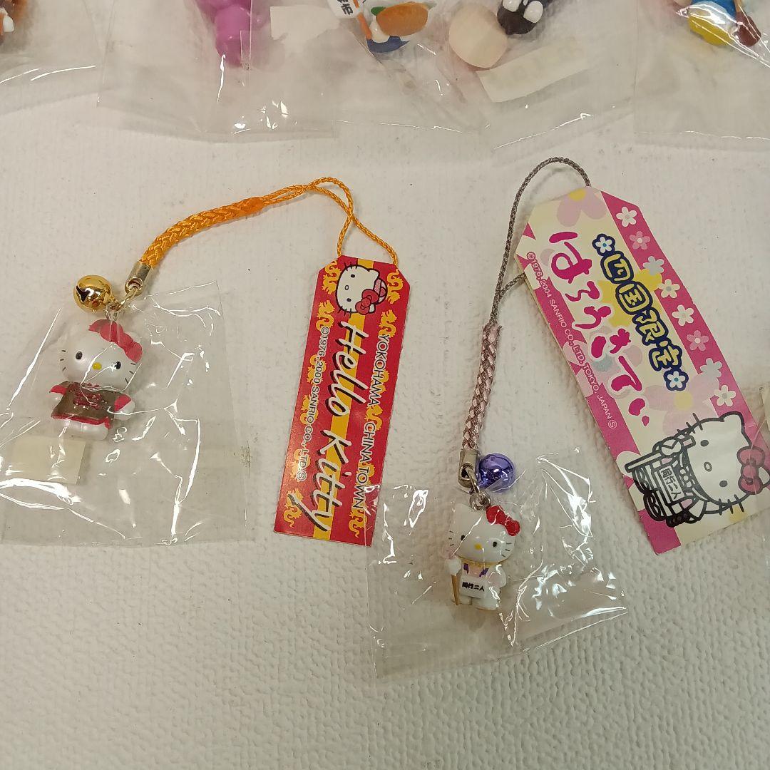 未開封品　ご当地キティ　根付けストラップ9個＋2個