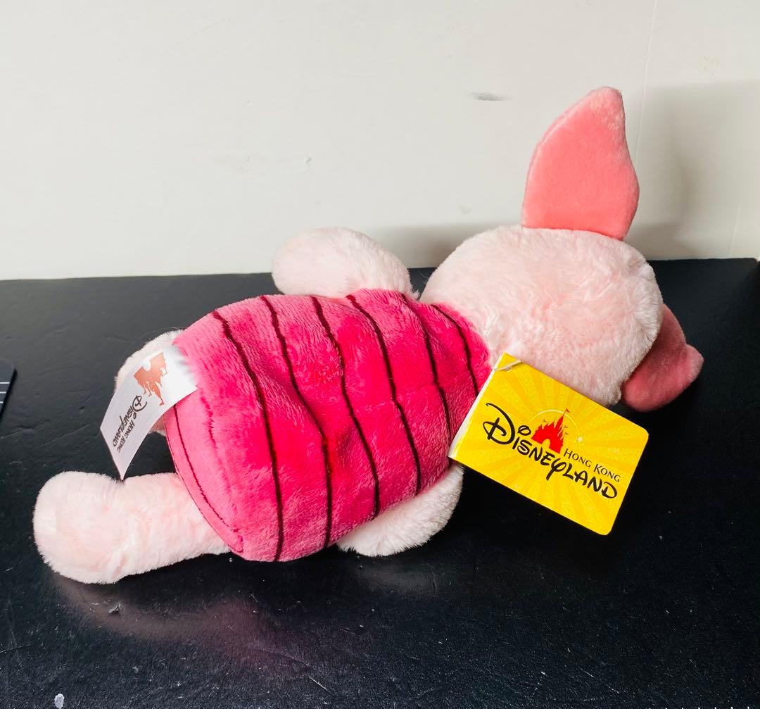 レア！香港ディズニー限定 フワフワのピグレット ぬいぐるみタグ付き