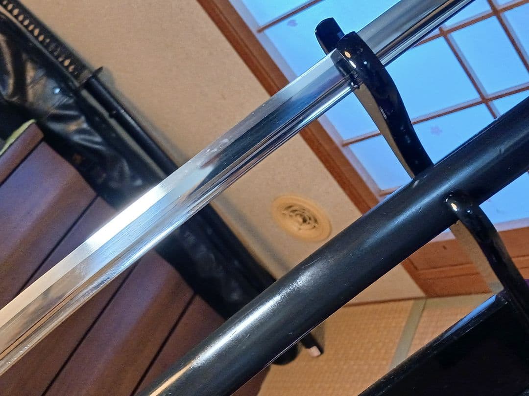 肥後拵え、居合用模造刀、本木　本鮫革　車輪鍔　樋入り砂型刀身 (訳有り価格)