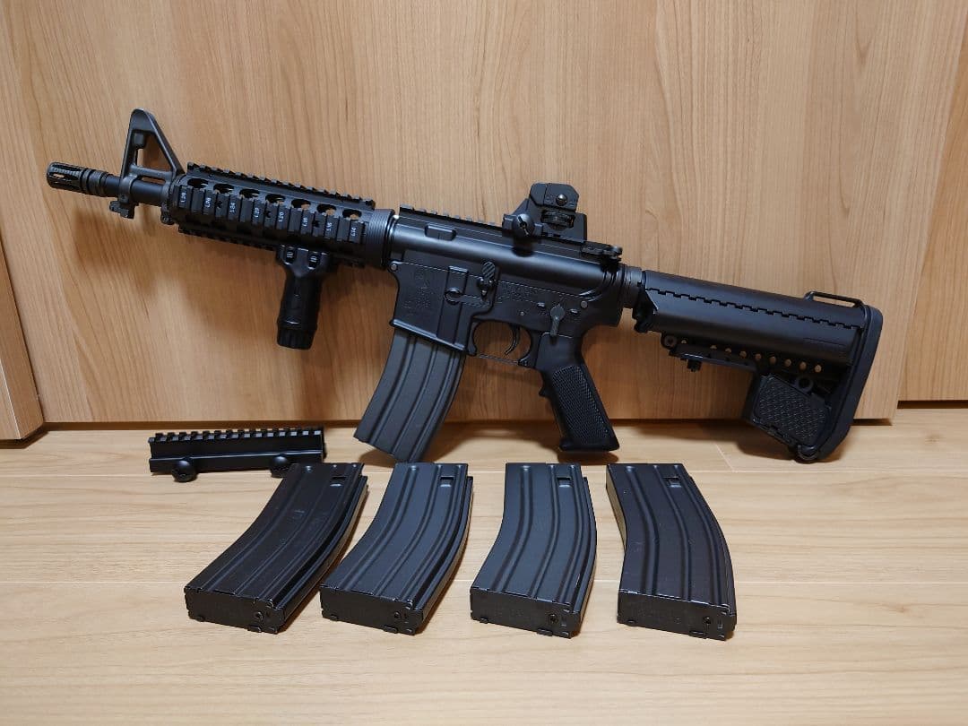 東京マルイCQB-R マガジン、ガンケース