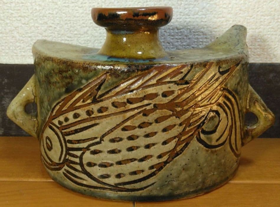 人間国宝 金城次郎 魚紋抱瓶 栞 共箱 未使用美品 壺屋焼 壷屋焼 やちむん