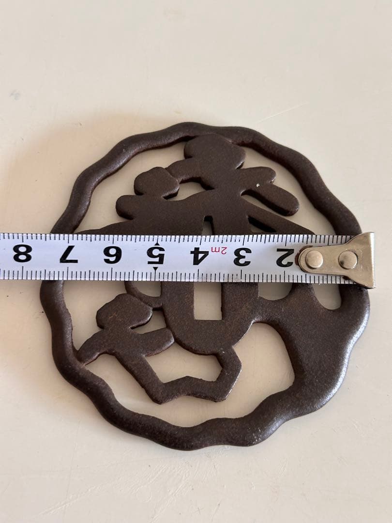 古鉄製　老松垂枝透鐔 一対　刀鍔　古美術　直径約8cm 厚4mm 重さ100g