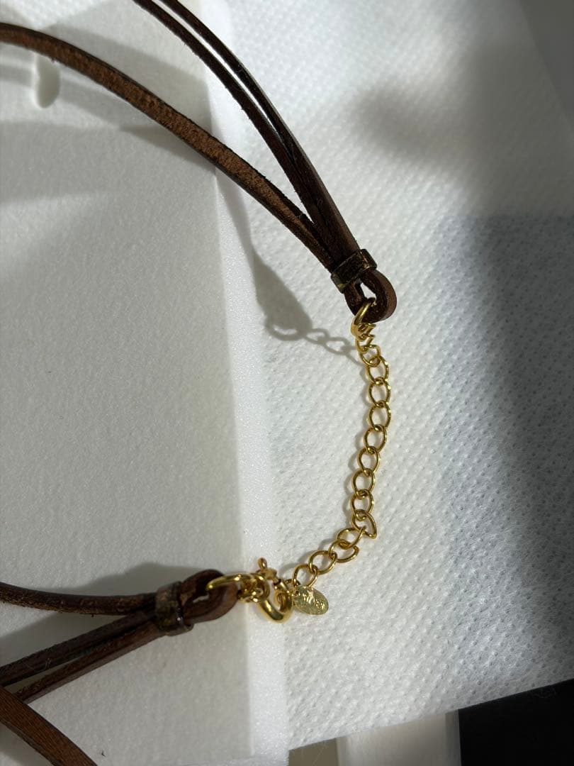 ファイナルファンタジーⅦ リメイクレザーネックレス　エアリス　チョーカー　公式