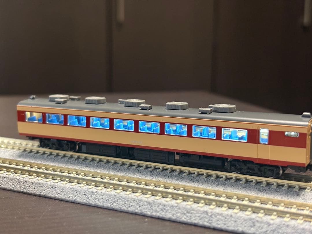 TOMIX 485系特急「雷鳥」9両セット(一部室内灯入り)