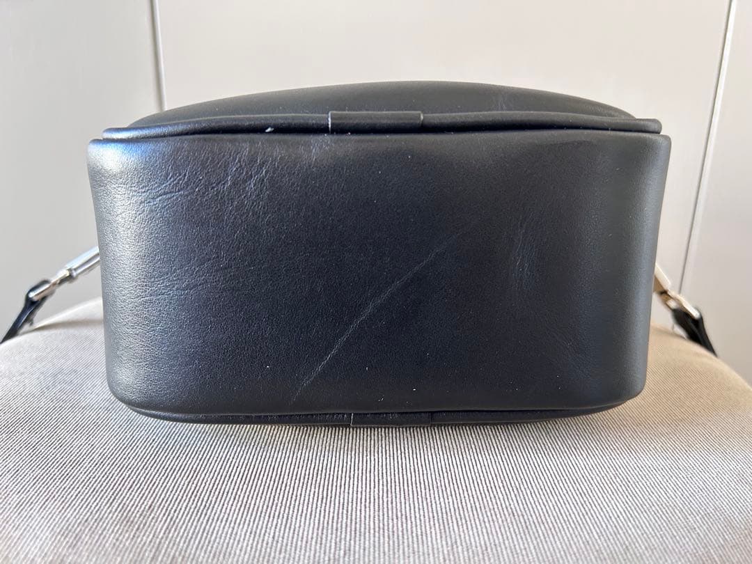 CHRISTIAN VILLA ミニスクエアショルダーバッグ