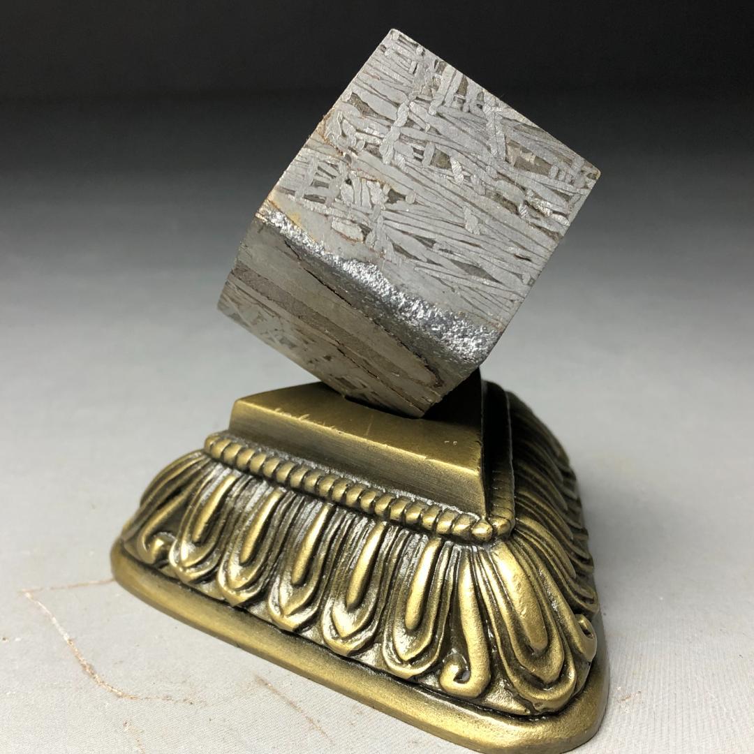 草薙真様専用 アルタイ隕石 メテオライト 立方体 鉄隕石 重さ199g