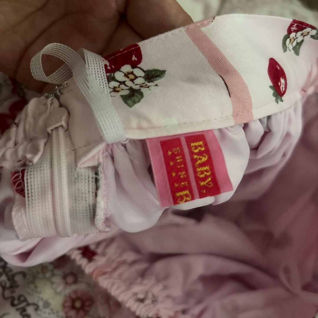 Juicy Strawberry Memory柄スカートいちご