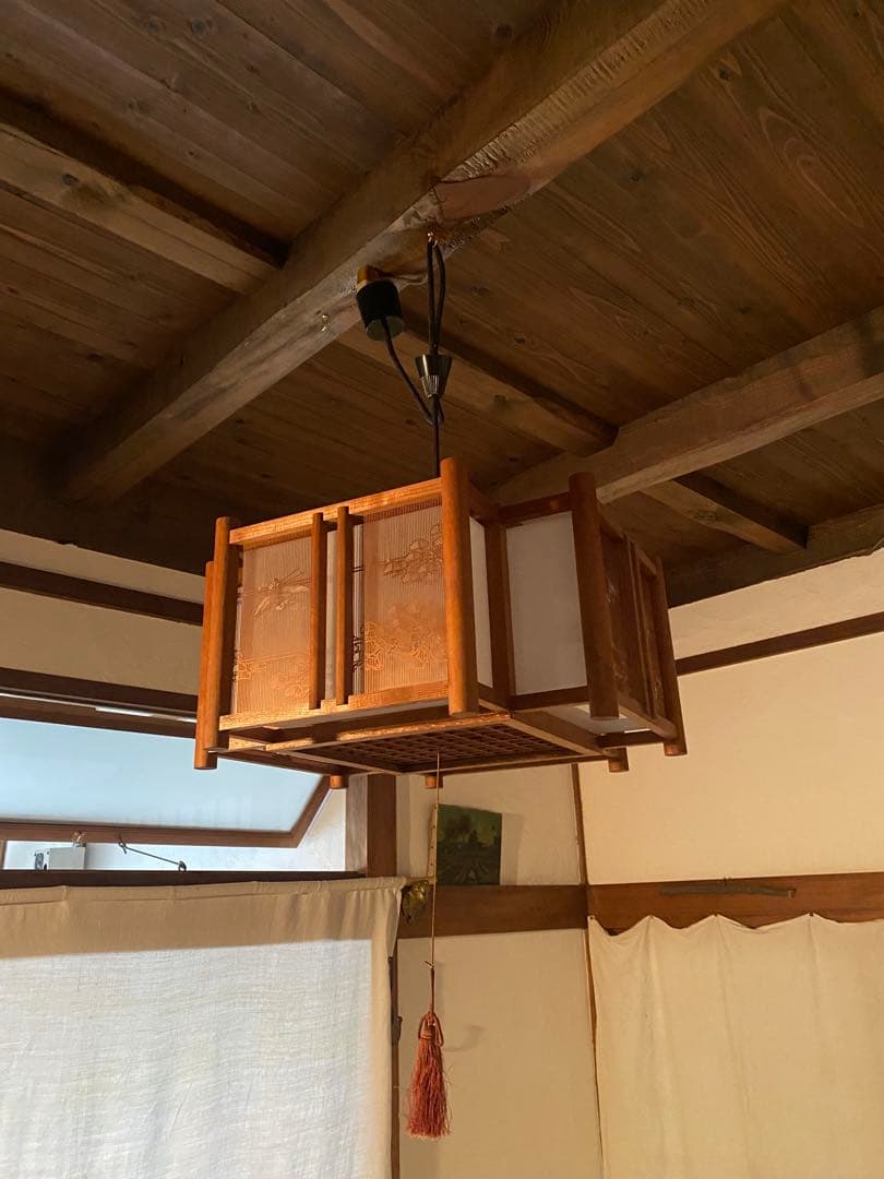 昭和レトロ 吊り下げ照明 乳白アクリル×格子細工 50cm角 E26×4灯の通販