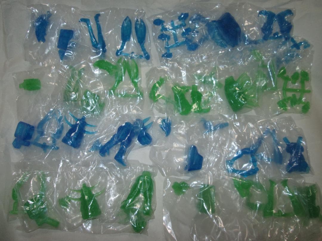 新品未開封　アルティメットルミナス　ゼットン　ウルトラ6兄弟　ティガ セット