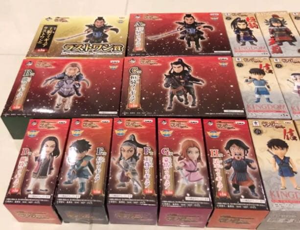新品箱未開封❗️キングダム ワールドコレクタブルフィギュア39種