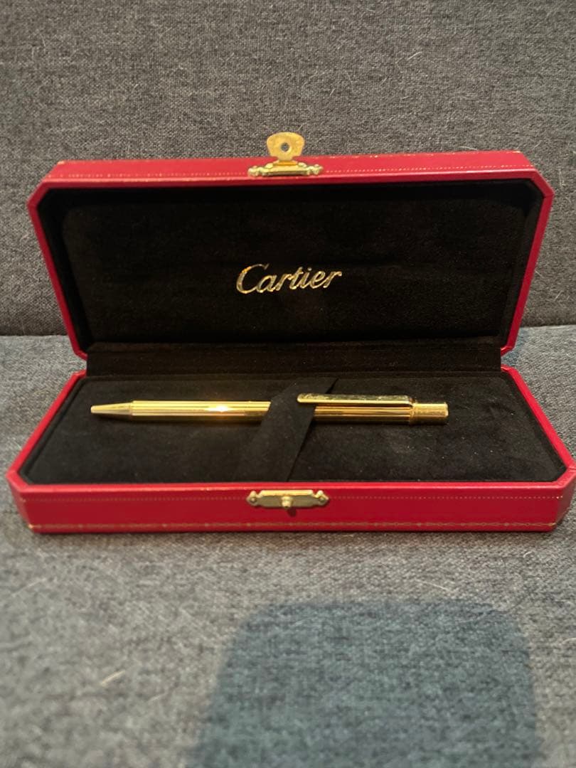 Cartier ゴールドボールペン ケース付き