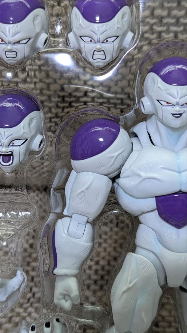 フリーザ　フィギュアーツ　ドラゴンボール　フィギュア　欠品あり