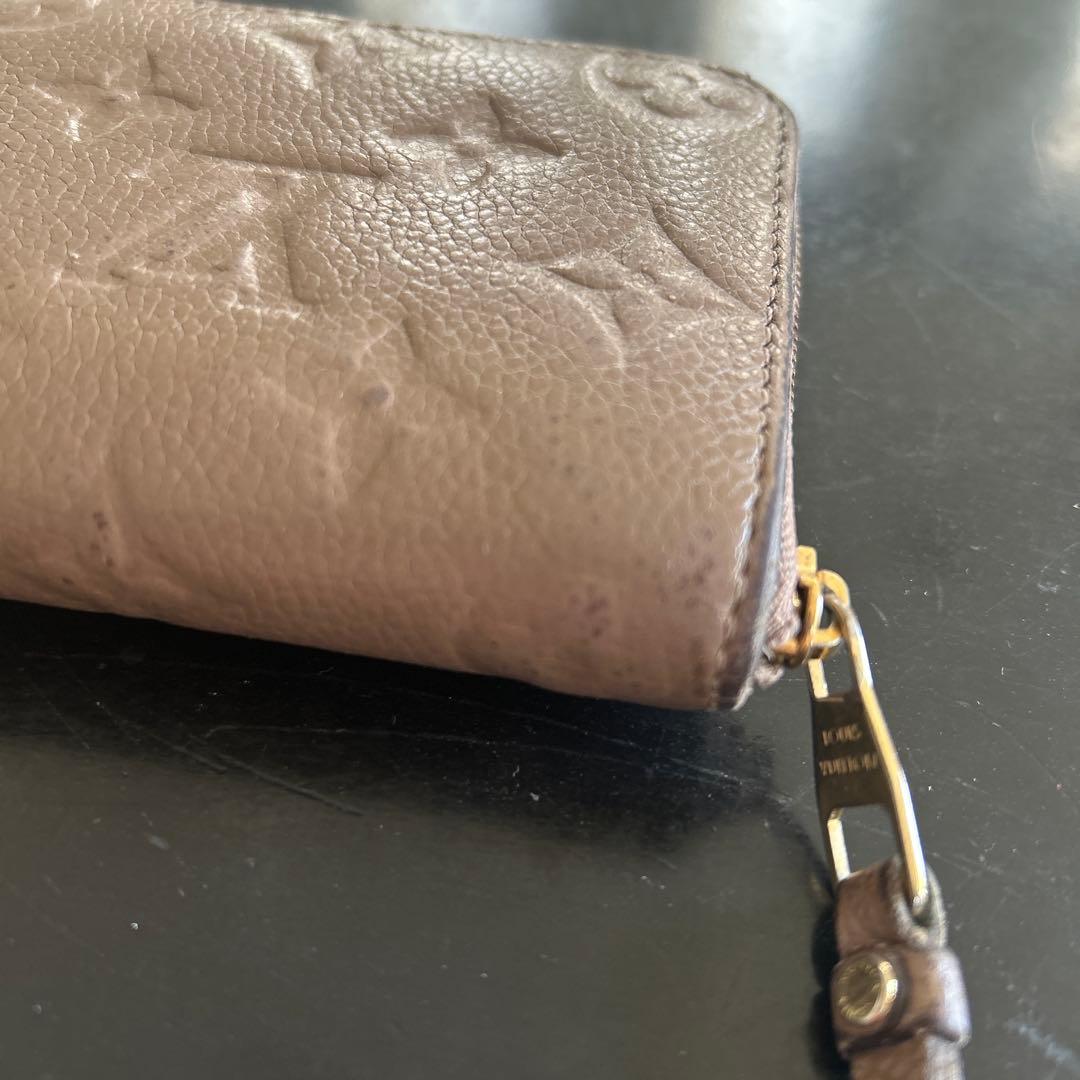 ルイヴィトン　アンプラント　ケース