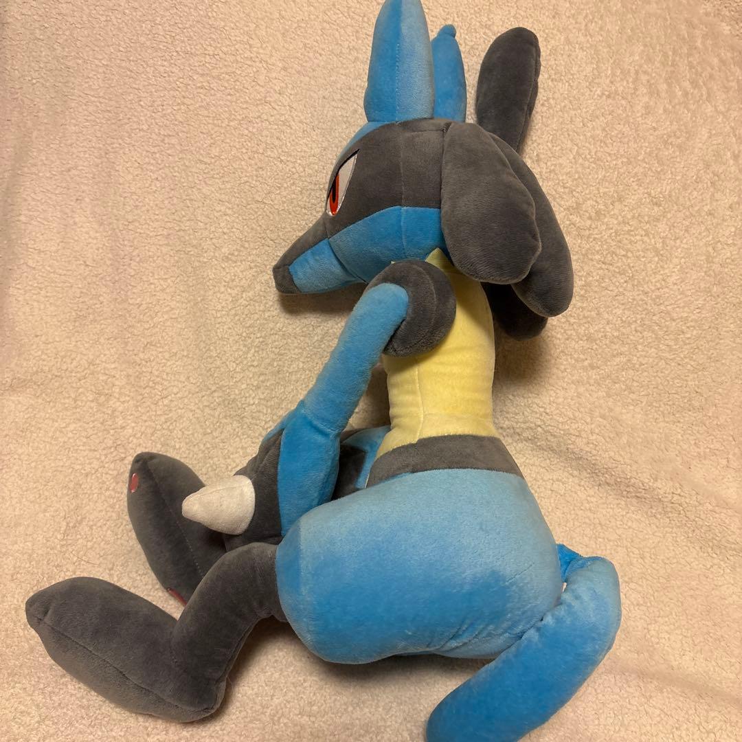 ポケモン　　ぬいぐるみ　ルカリオ