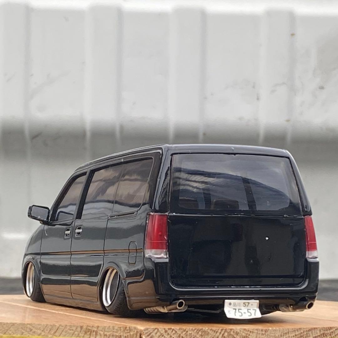 プラモデル完成品　フジミ1/24 ステップワゴン　カスタム