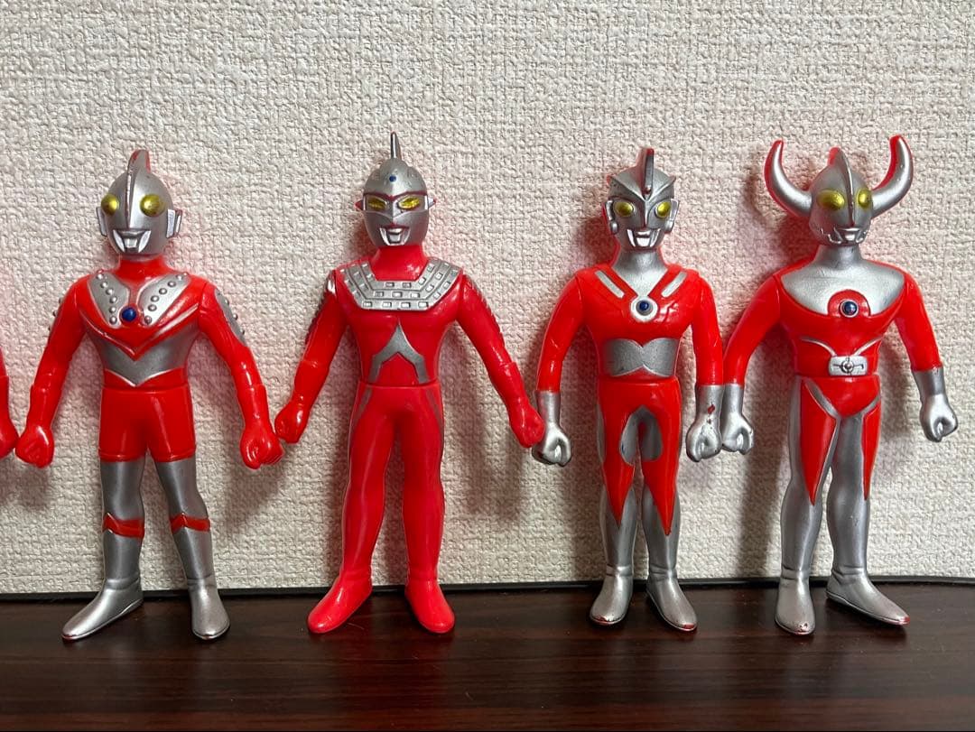 ウルトラマン ウルトラ兄弟 ソフビ バンダイ ポピー 足型あり
