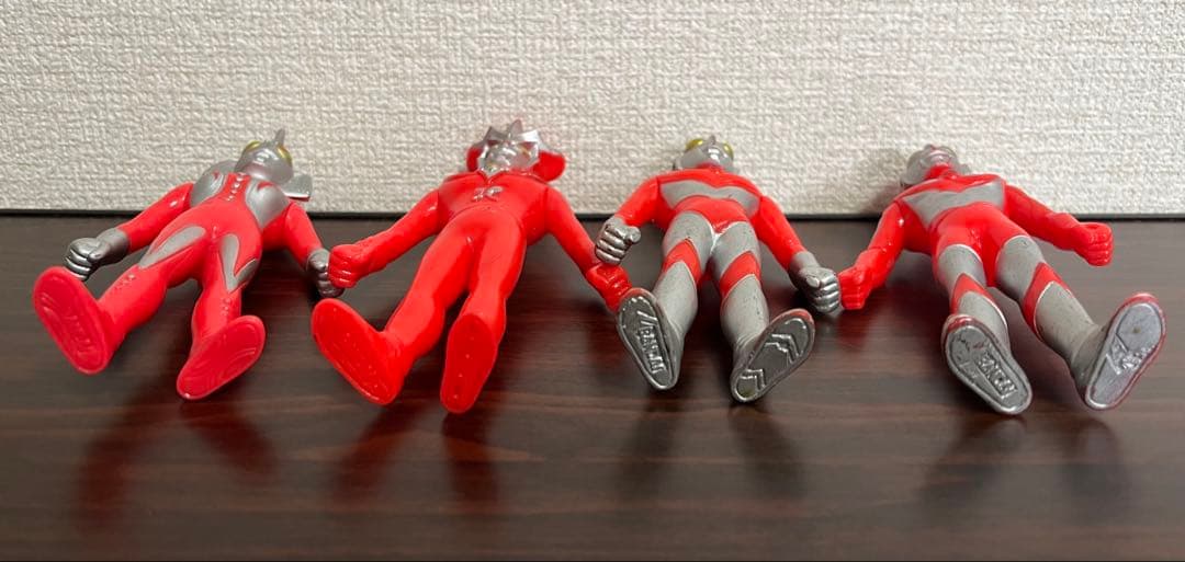ウルトラマン ウルトラ兄弟 ソフビ バンダイ ポピー 足型あり