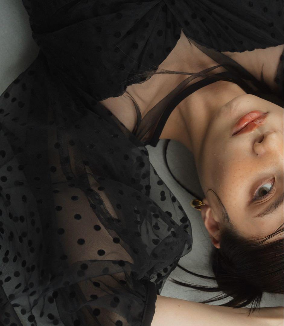 ANDRÉSDアンドレスド　フロッキードットパンツドレス