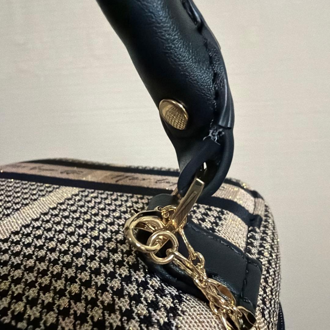 herliptoバニティ