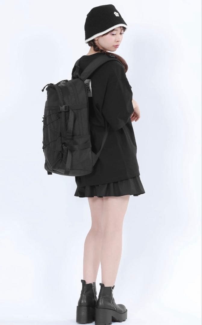 新品未使用　NEW ERA(R) × MARY QUANT リュック（ブラック）