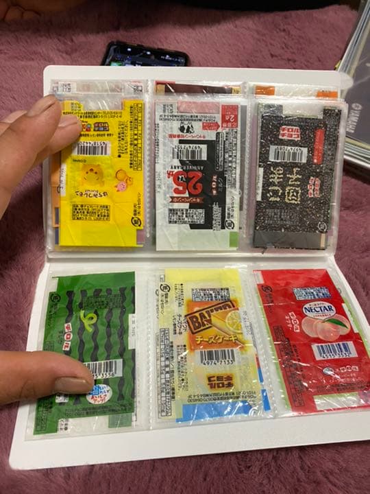 チロルチョコ 包装紙 最高 チロルチョコ 包み紙 大量