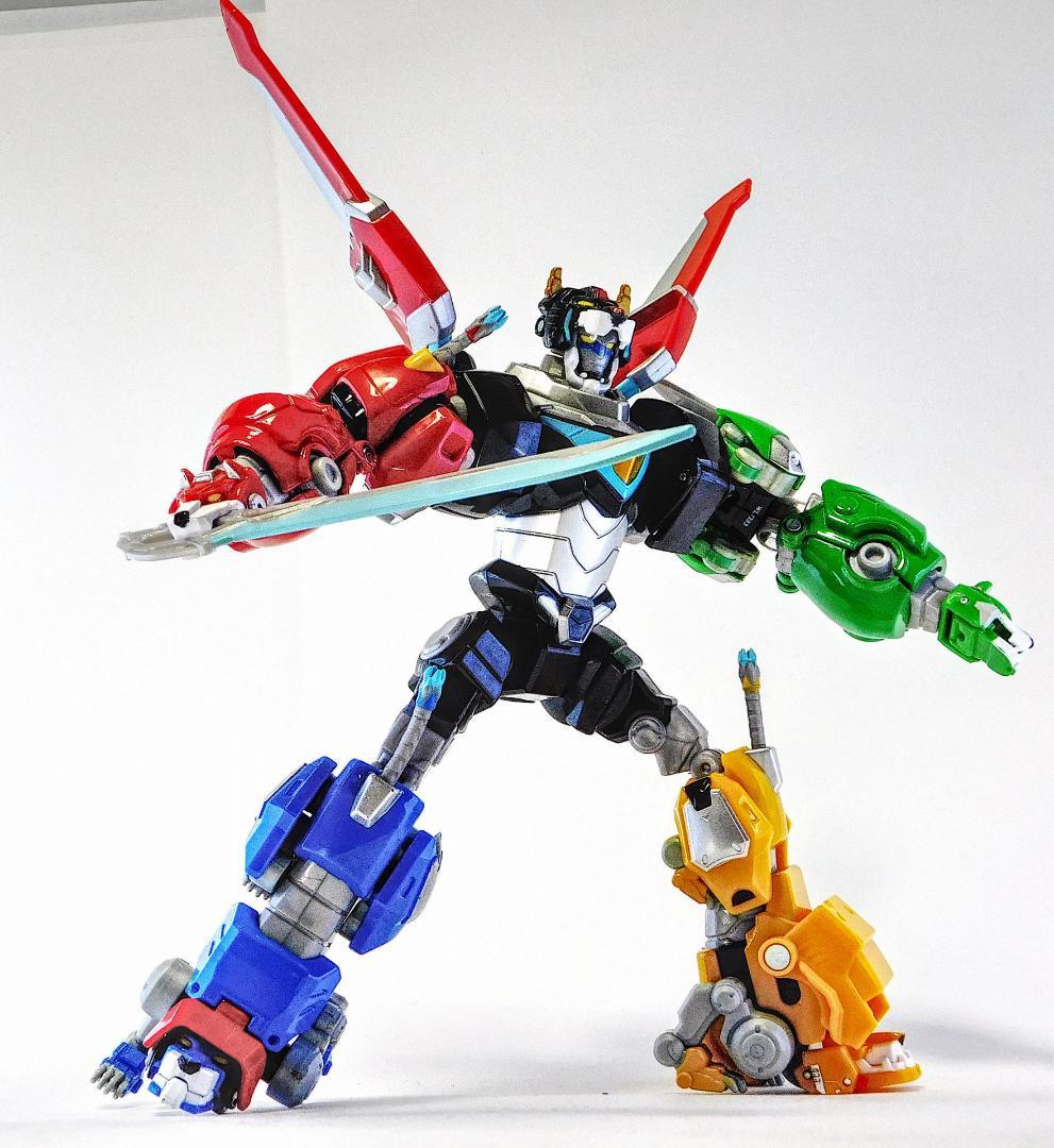 レジェンダリーディフェンダーズ　ボルトロン