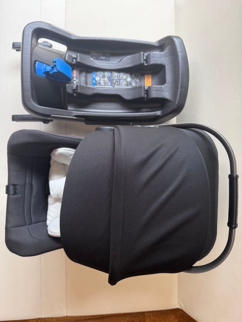 nuna pipa lite ブラック　チャイルドシート