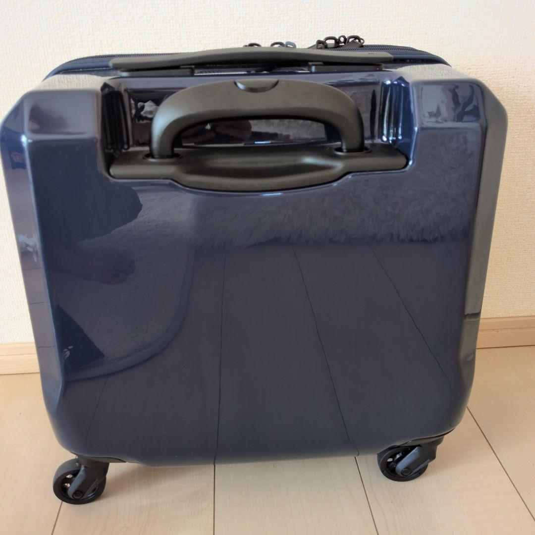 美品】 エース スーツケース 機内持ち込み可 25L ネイビー スクエア型