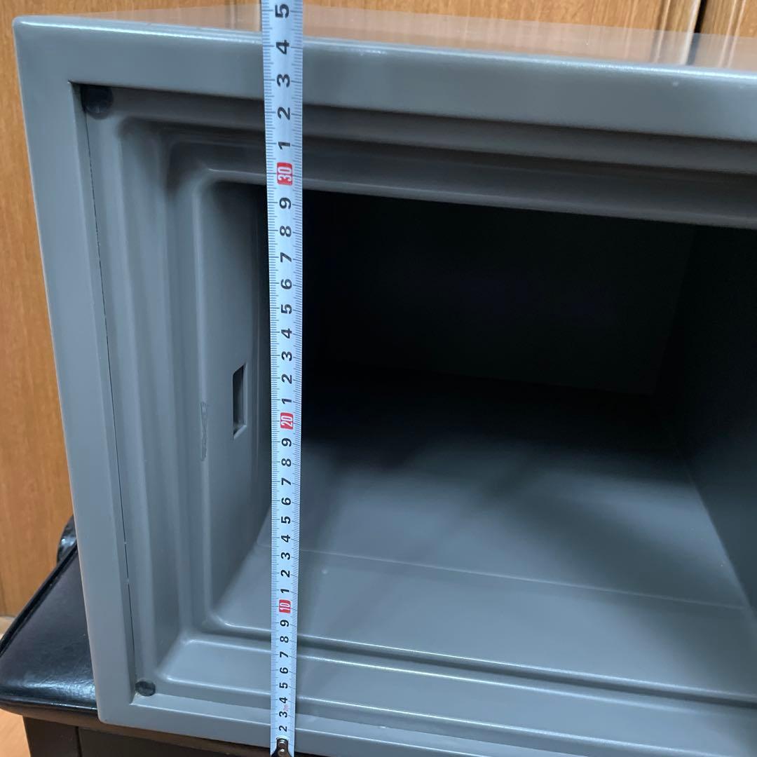 お値下げ中】キング工業株式会社 とびら付き耐火庫 耐火金庫