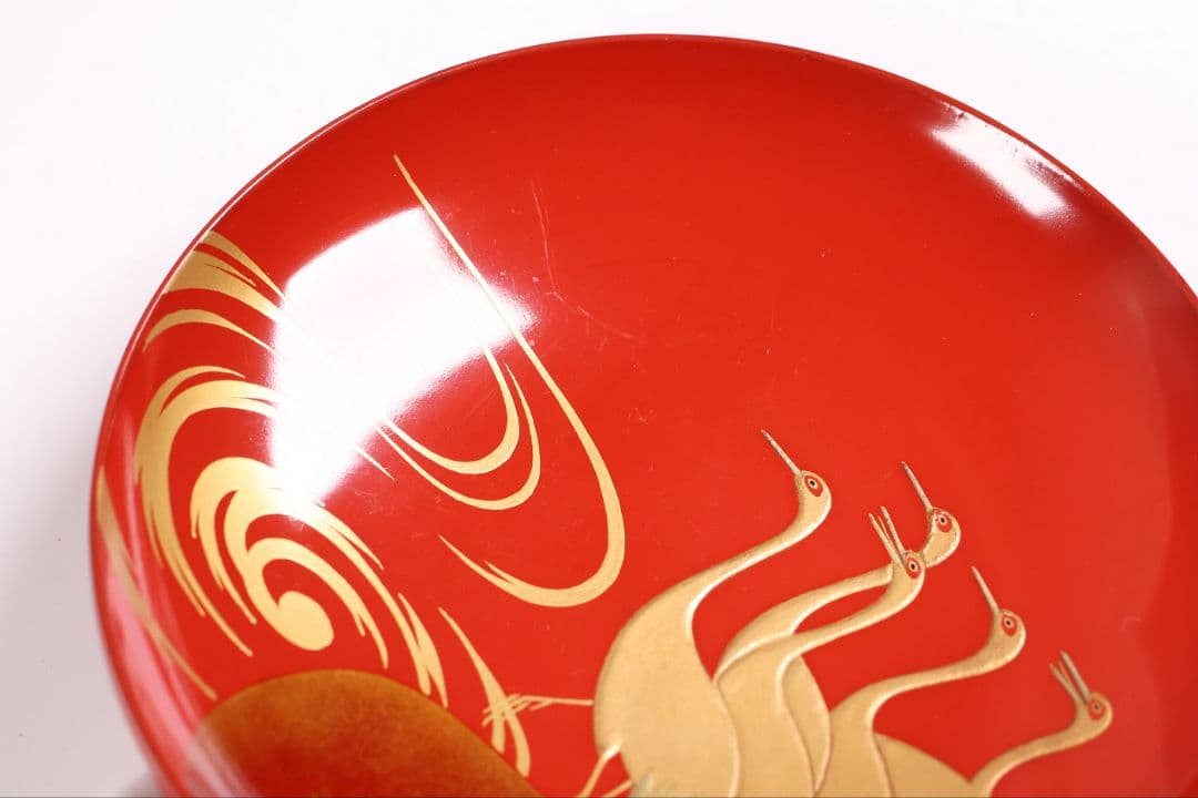 CM373】時代木製漆器 光琳写 金蒔絵 群鶴図 朱塗 引盃 五