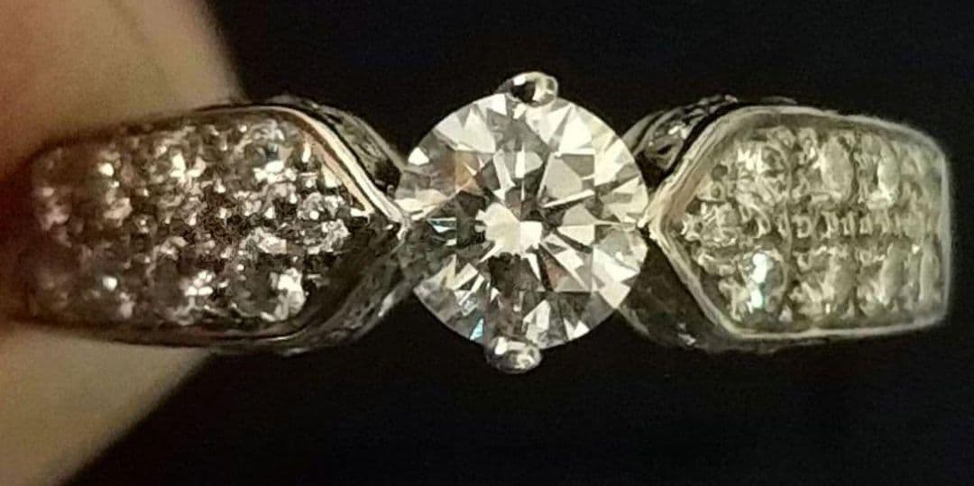 ショーメ プリュム マルチ ダイヤリング 0.31ct/F/VVS2/VG