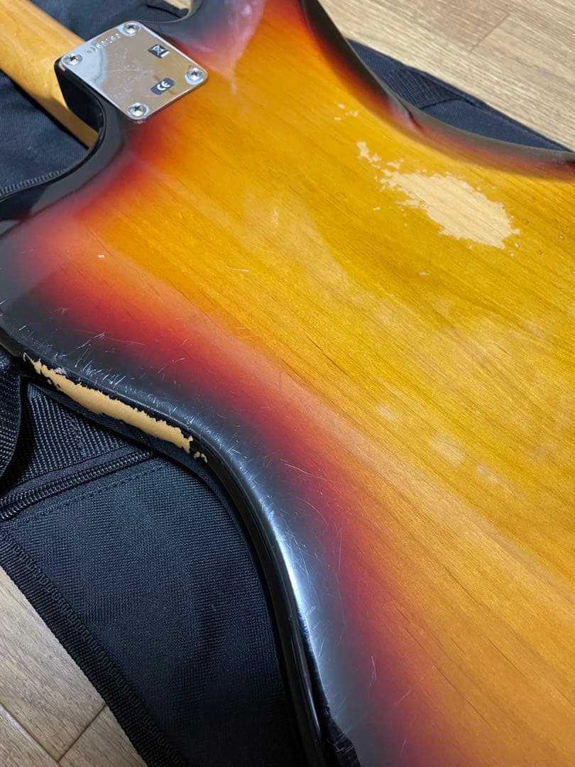 ギター Fender USA American Vintage Jaguar 1962