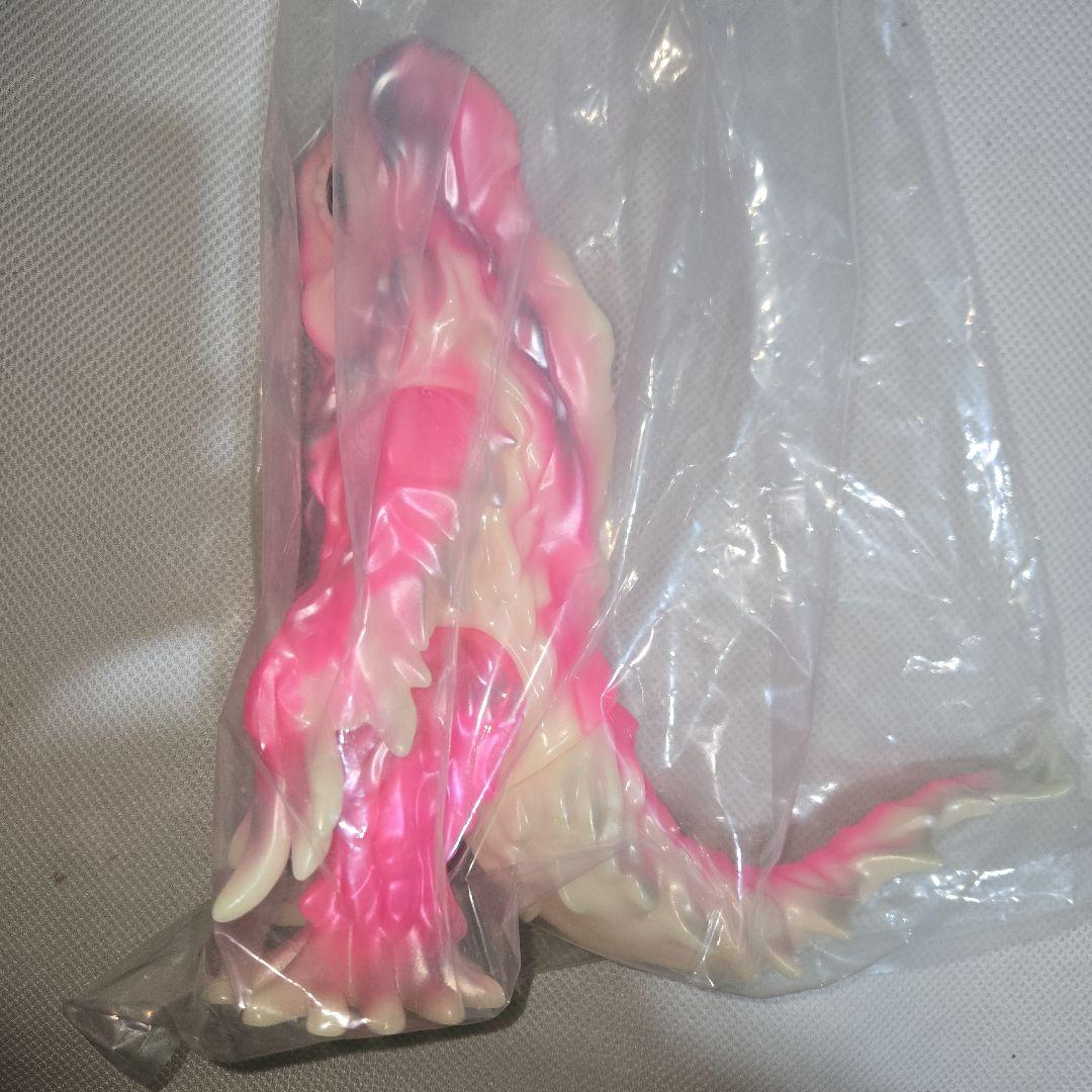 ヘドラ ソフビ 450 蓄光 マルサン 夜桜 Yahoo!オークション - マルサン ヘドラ 450 夜桜蓄光ver. MARUSAN ソフ